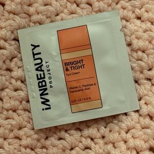 INNBEAUTY PROJECT Bright & Tight Eye Cream Sample